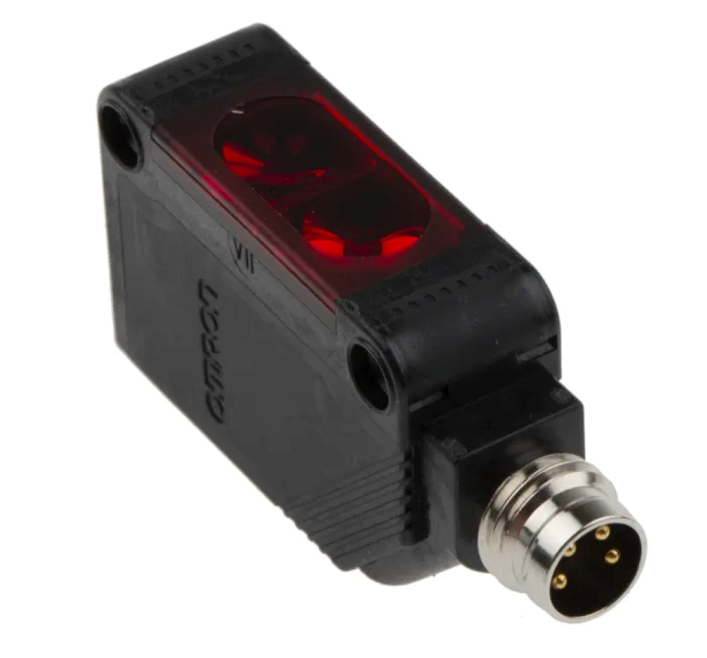 E3Z-R86-IL2 Omron Photoelectric Sensor