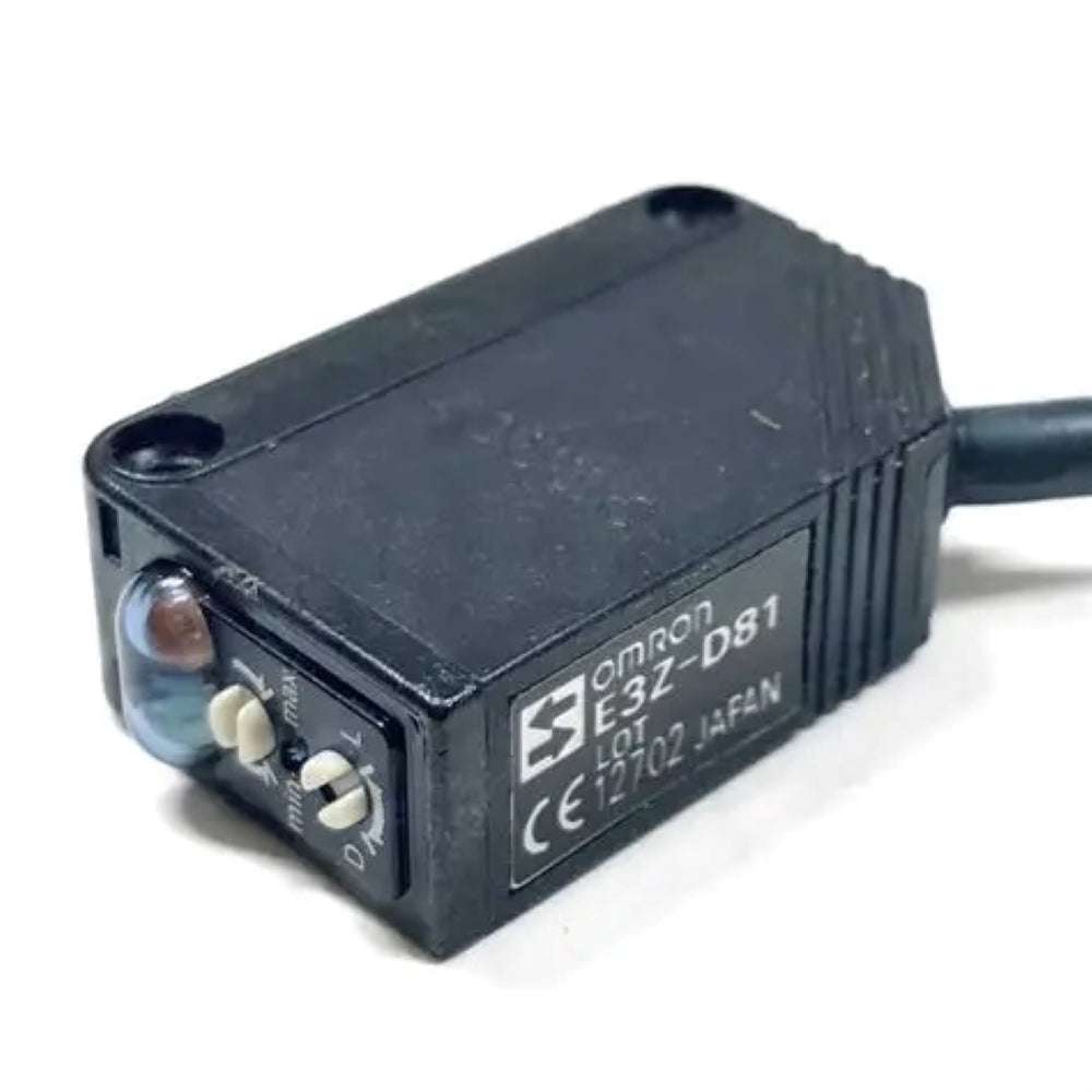 E3Z-D81 Omron Photoelectric Sensor