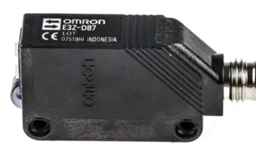 E3Z-D87 OMRON PHOTOELECTRIC SENSOR