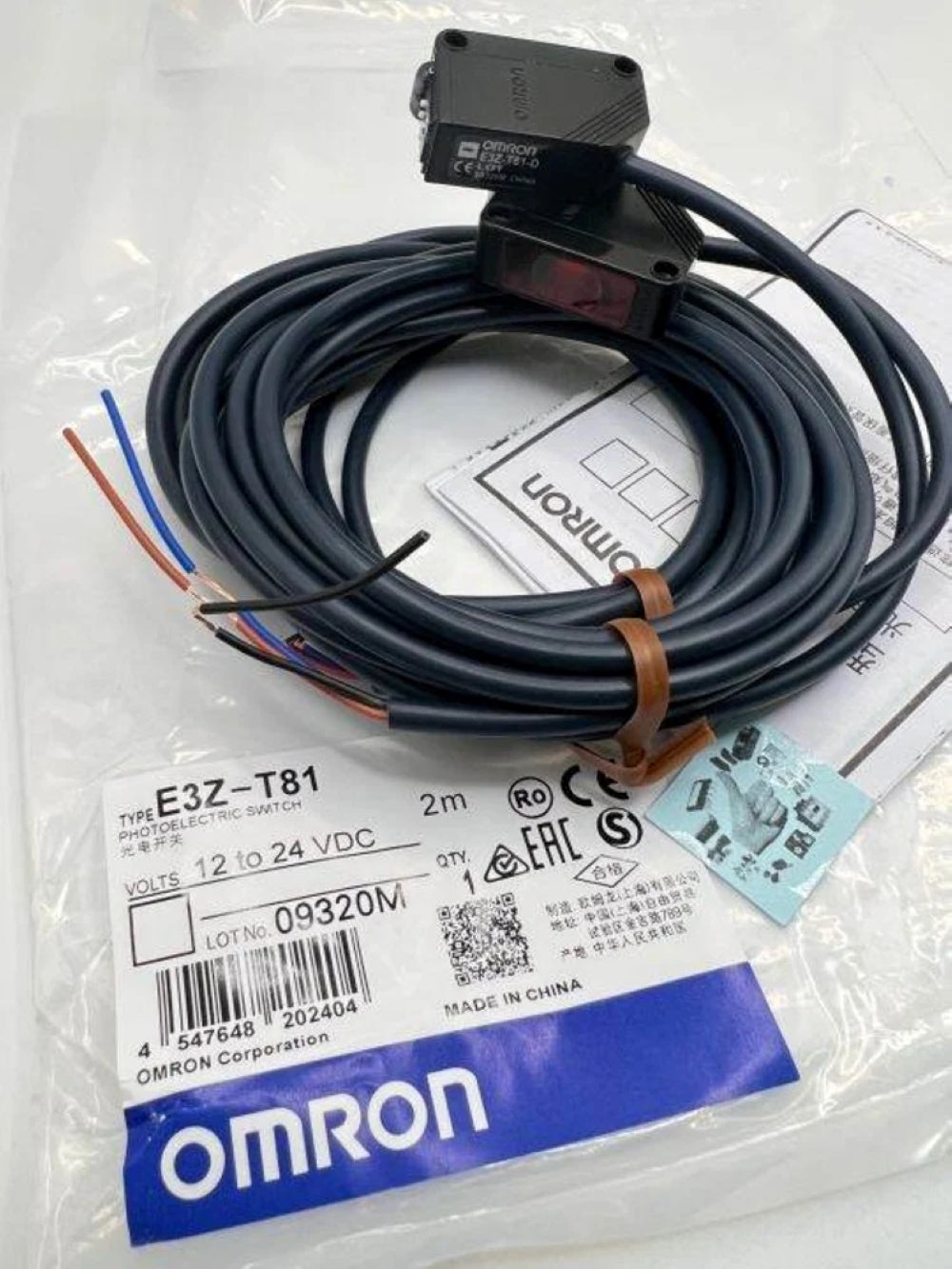 E3Z-T81 Omron Photoelectric Sensor