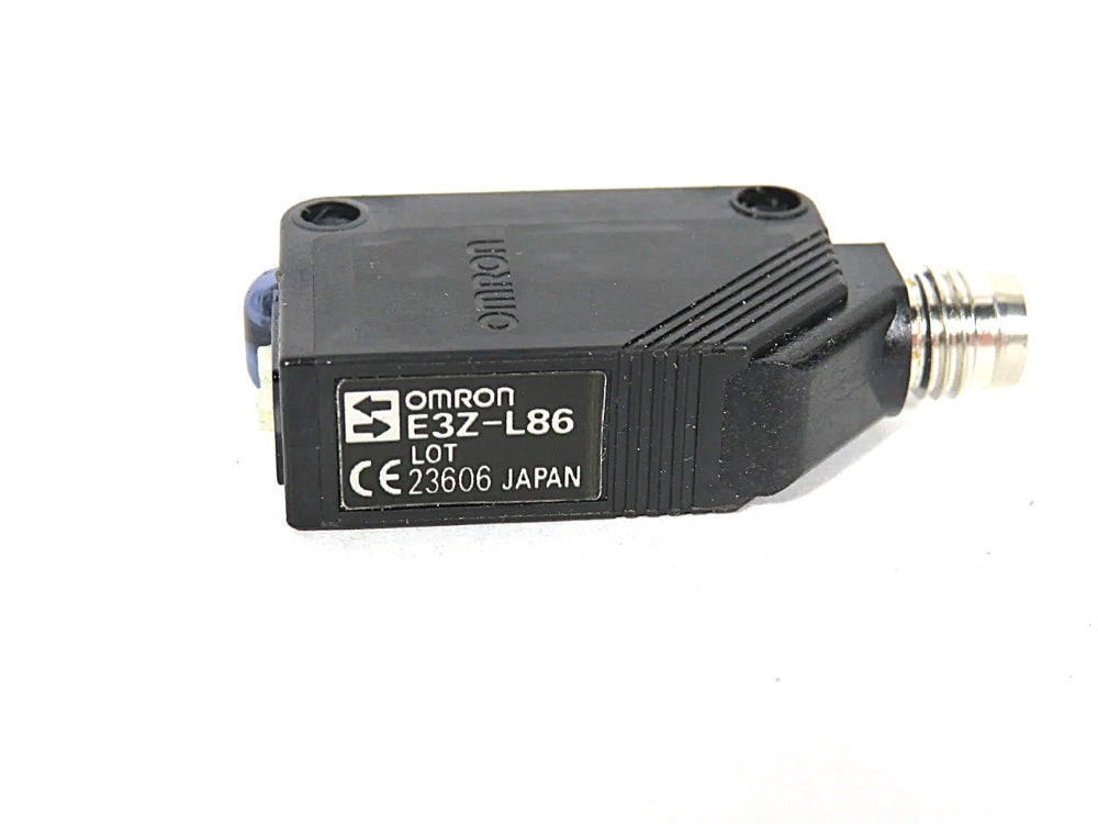 E3Z-L86-IL2 Omron Photoelectric Sensor