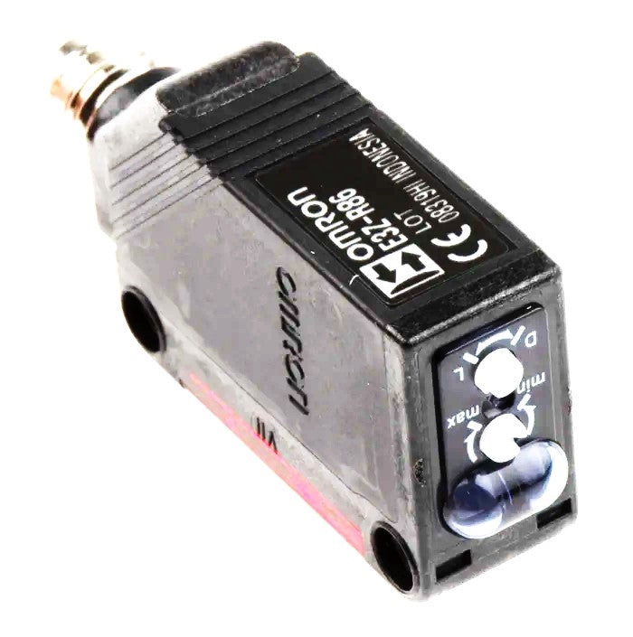 E3Z-R86 Omron Photoelectric Sensor