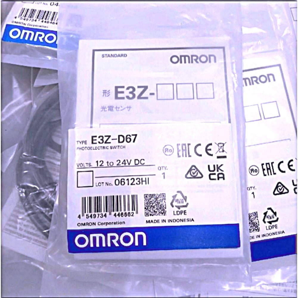 E3Z-D67 Omron Photoelectric Sensor